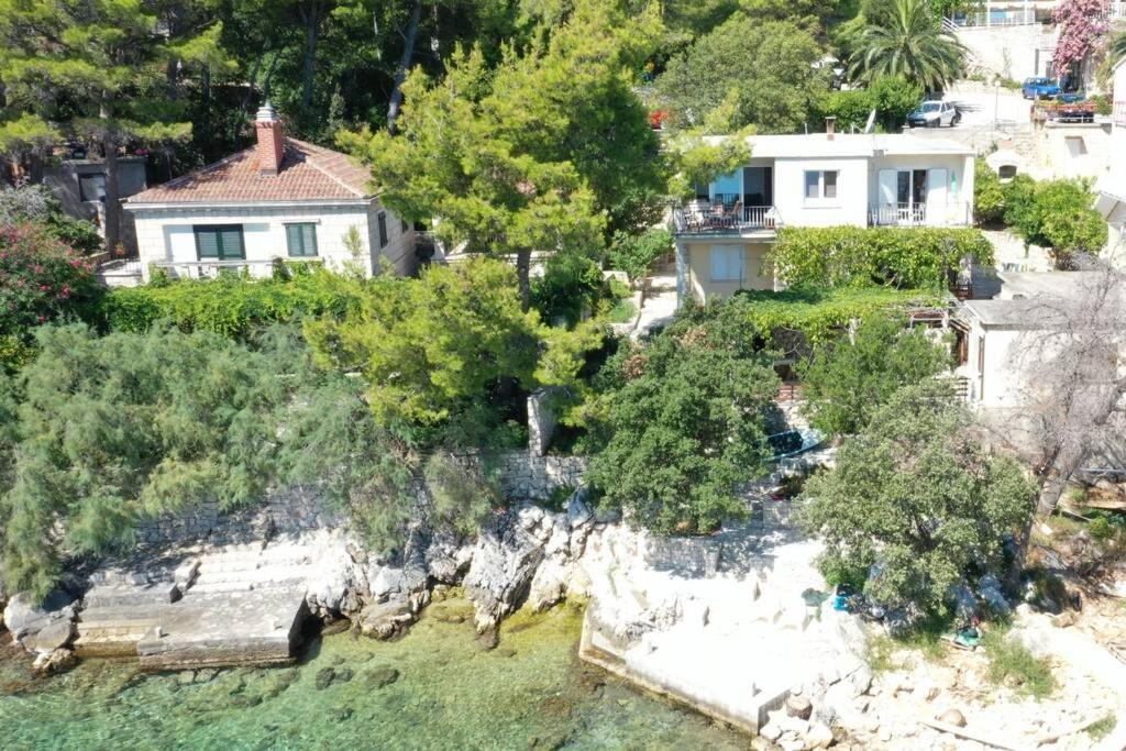 Mljet 2 You - Seafront Apartment 2+2 Sobra Eksteriør bilde
